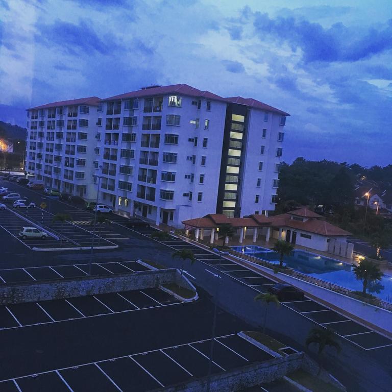 Puncak Alam Allamanda Suite Bandar Puncak Alam ภายนอก รูปภาพ